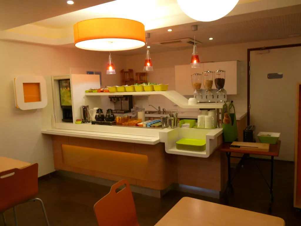 Ibis Budget Montauban Les Chaumes 2*,
